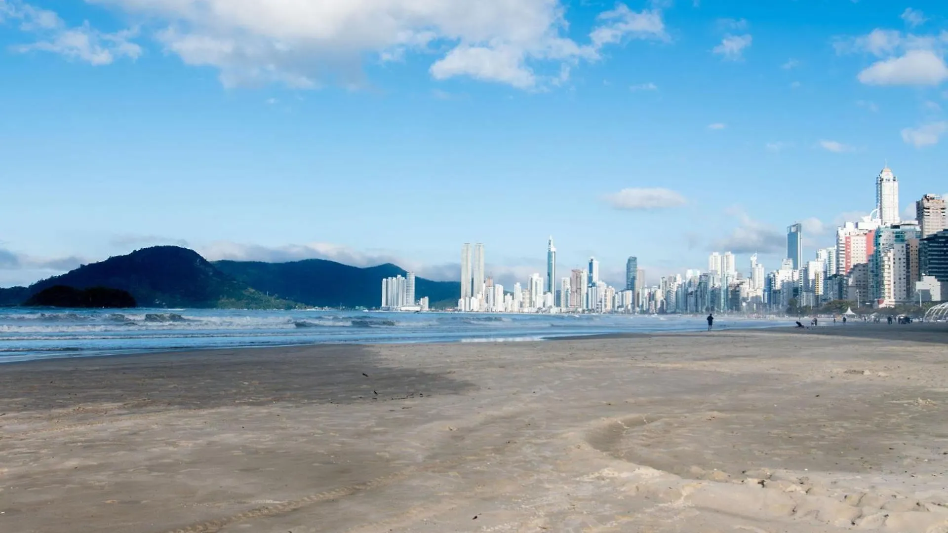 Apto Com Vista Para O Mar Na Barra Norte Yf4514 Balneario Camboriu Apartment