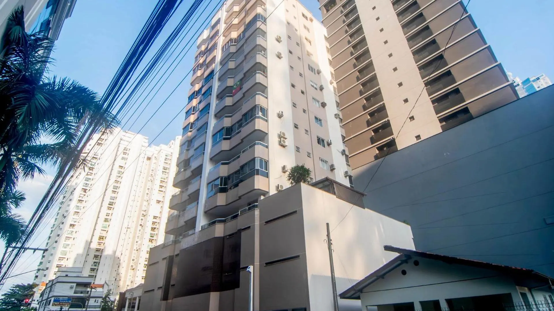 Apto Com Vista Para O Mar Na Barra Norte Yf4514 Balneario Camboriu